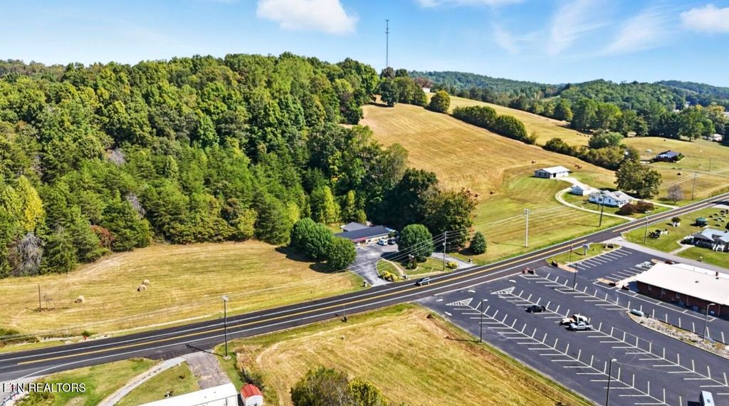 Photo of 215 HWY 61 E, Maynardville, TN 37807 (MLS # 1316240)