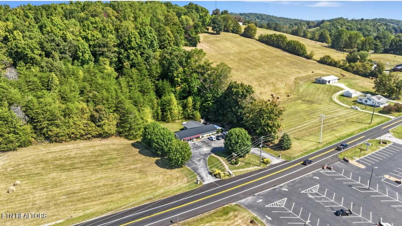 215 HWY 61 E