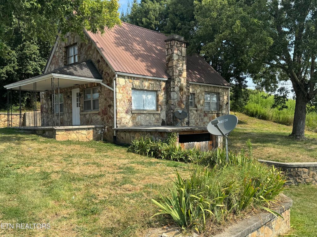Photo of 620 E Hwy 25 70, Newport, TN 37821 (MLS # 1307742)