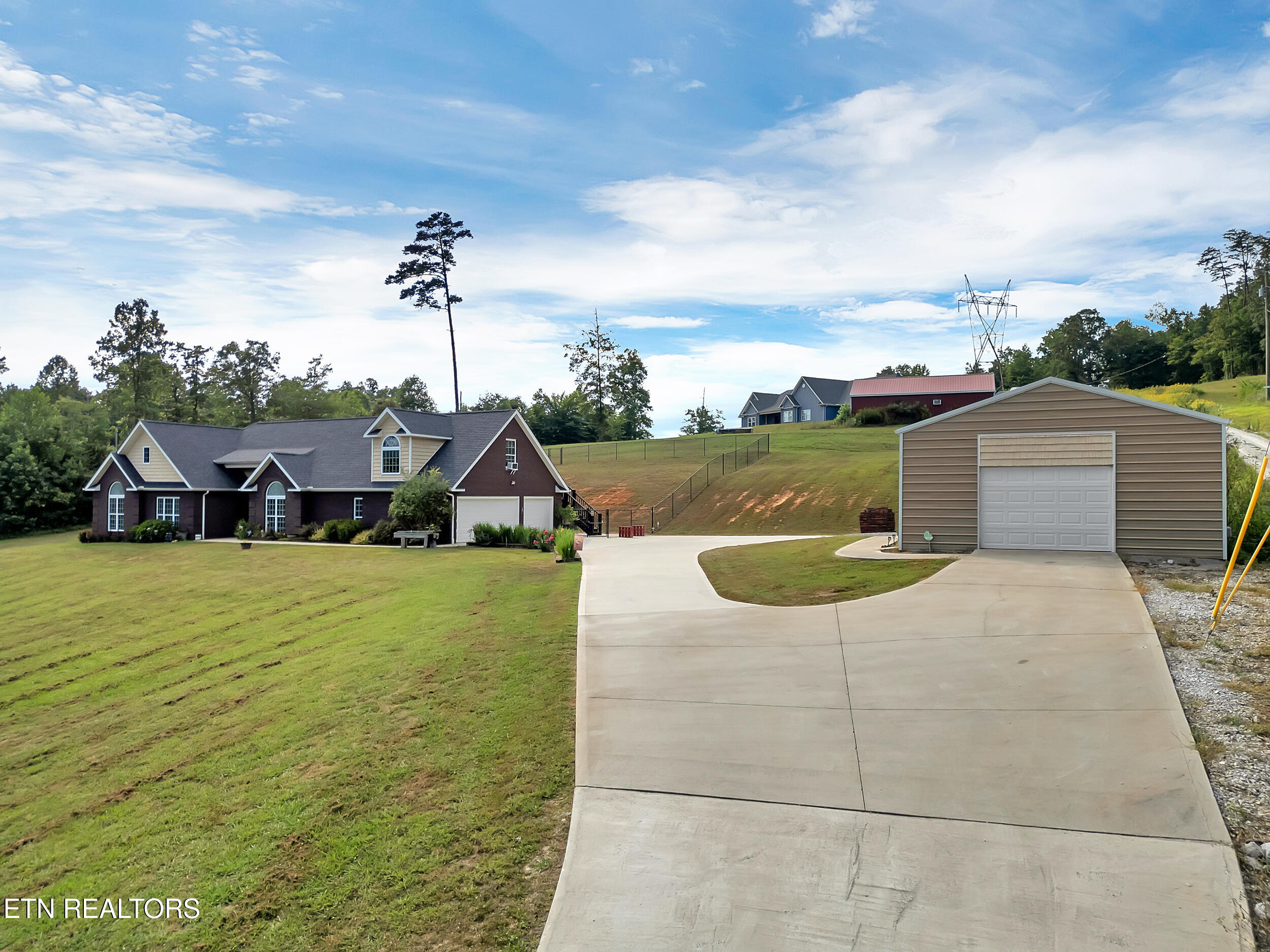 5728 Hickory Valley Rd