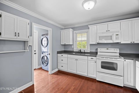 Tiny photo for 120 Shipe Rd, Powell, TN 37849 (MLS # 1350010)