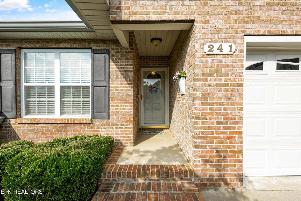 Photo of 241 El Grande Lane, Lenoir City, TN 37771 (MLS # 1343991)