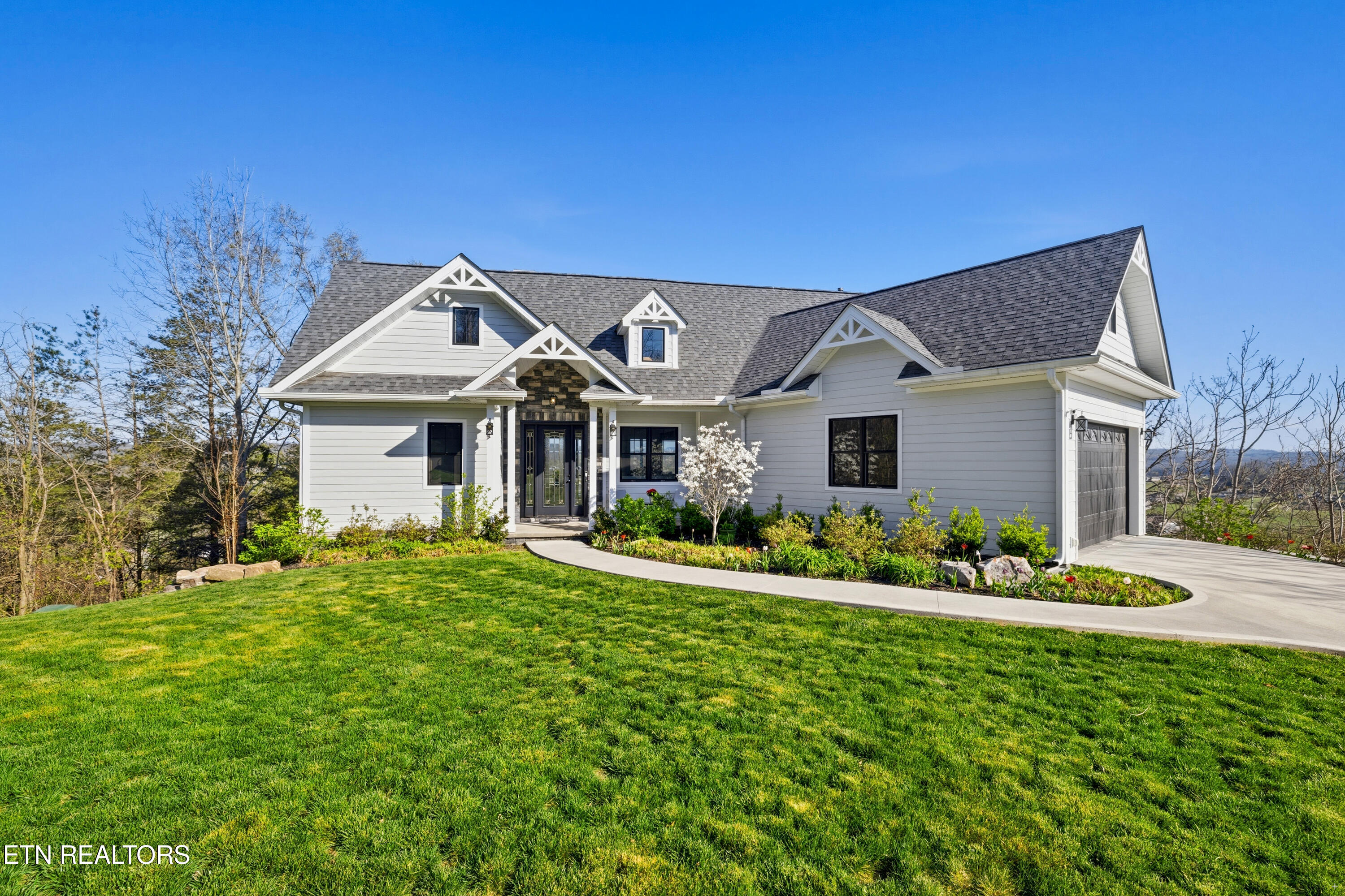 3385 Russell Brothers Rd