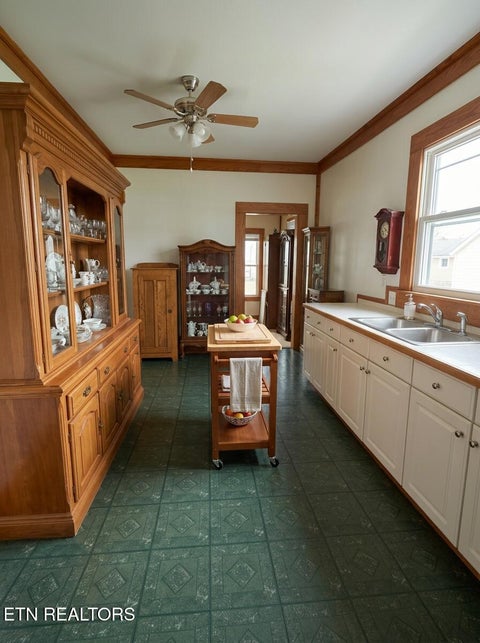 Tiny photo for 261 W Lincoln Rd, Alcoa, TN 37701 (MLS # 1350032)