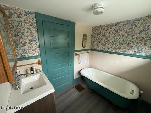 Tiny photo for 261 W Lincoln Rd, Alcoa, TN 37701 (MLS # 1350032)