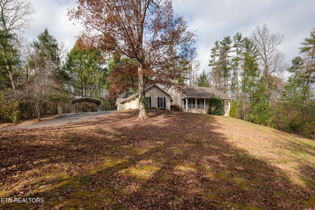 Photo of 244 Hesses Creek Rd, Walland, TN 37886 (MLS # 1283453)