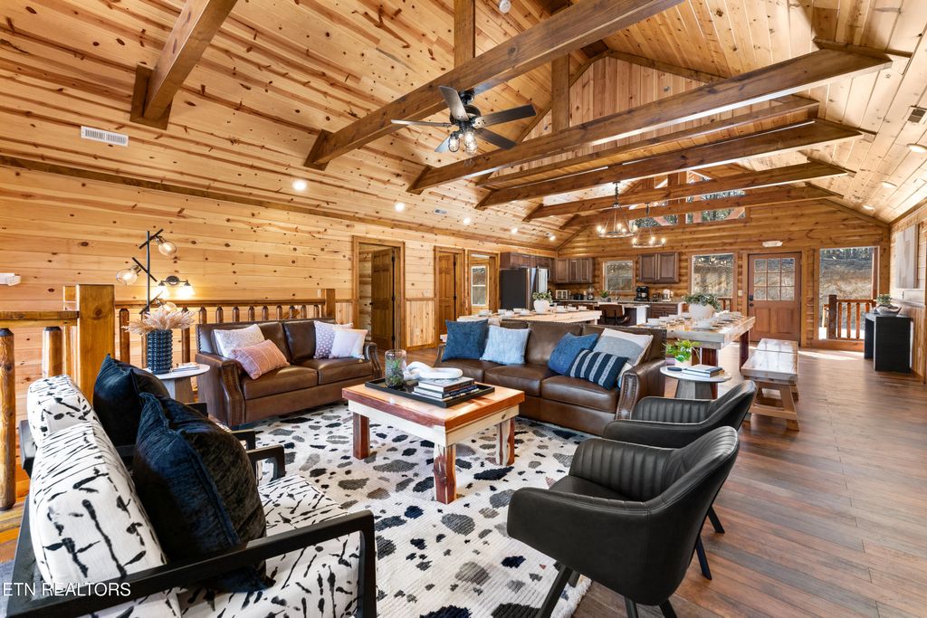 Photo of 2634 Jerusalem Way, Sevierville, TN 37876 (MLS # 1335330)