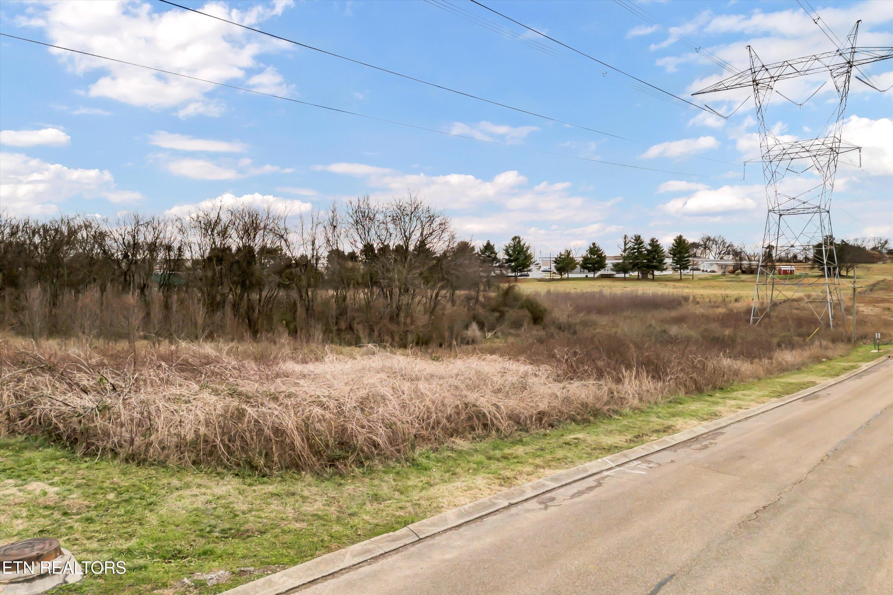 Brookdale Rd