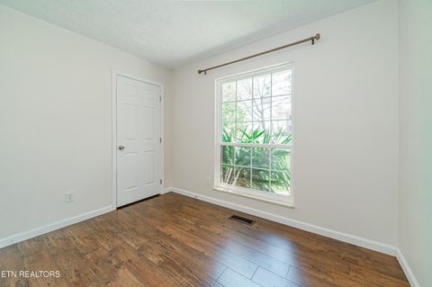 Tiny photo for 4229 Abercorn Rd, Knoxville, TN 37921 (MLS # 1335980)