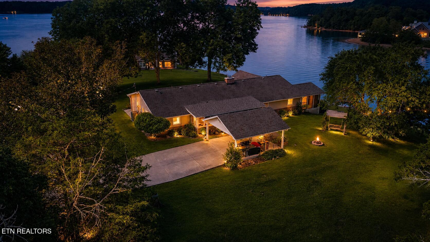 1230 Owens Lane