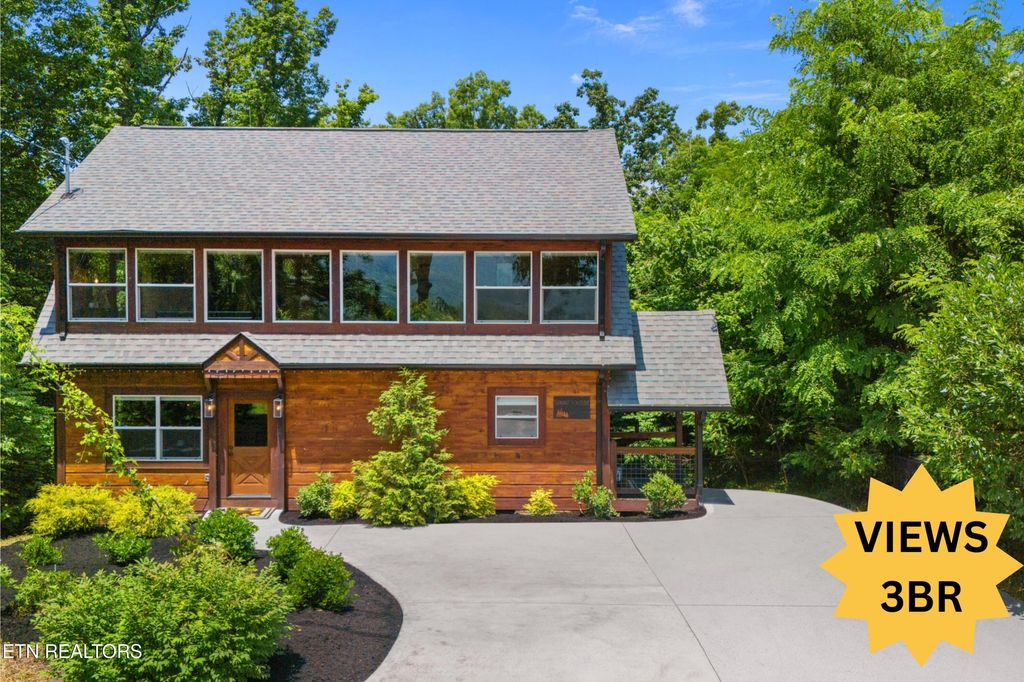 Photo of 601 Deer Path Ln, Gatlinburg, TN 37738 (MLS # 1309577)