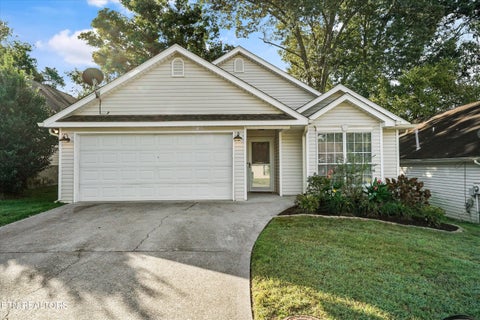 Photo of 7665 Red Bay Way, Knoxville, TN 37919 (MLS # 1357343)