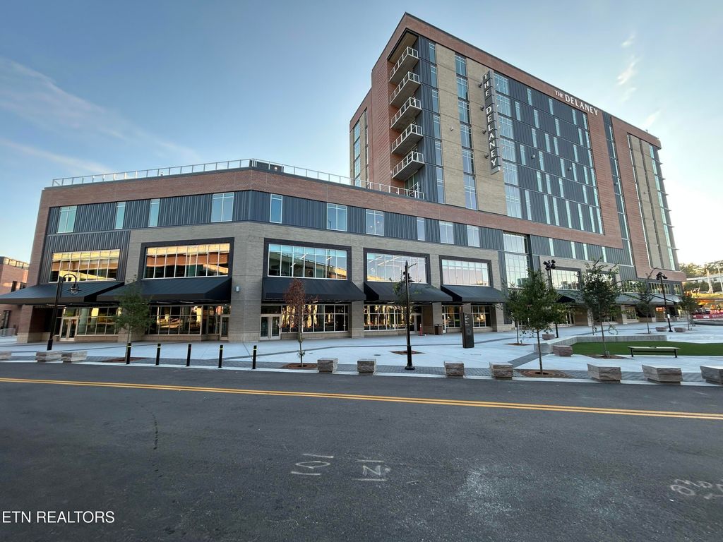 Photo of 122 Stadium Way #307, Knoxville, TN 37915 (MLS # 1295470)