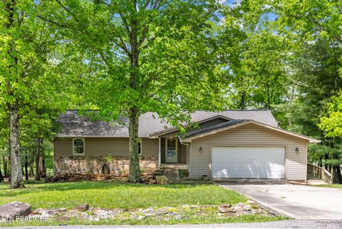 Photo of 116 Greenwood Rd, Crossville, TN 38558 (MLS # 1338792)