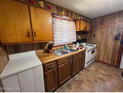 Tiny photo for 340 Faithful Rd, Parrottsville, TN 37843 (MLS # 1342661)