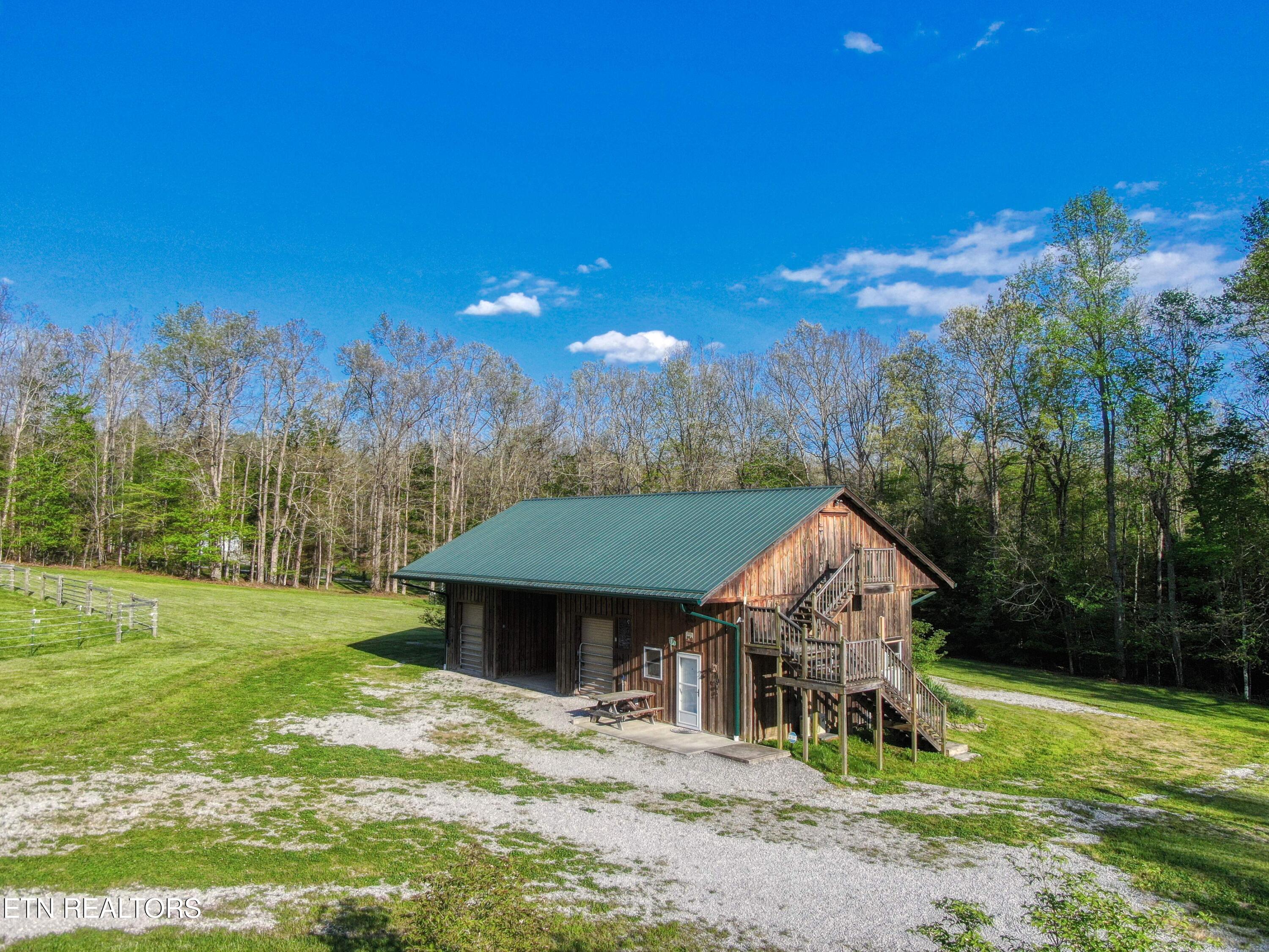145 Horse Haven Rd