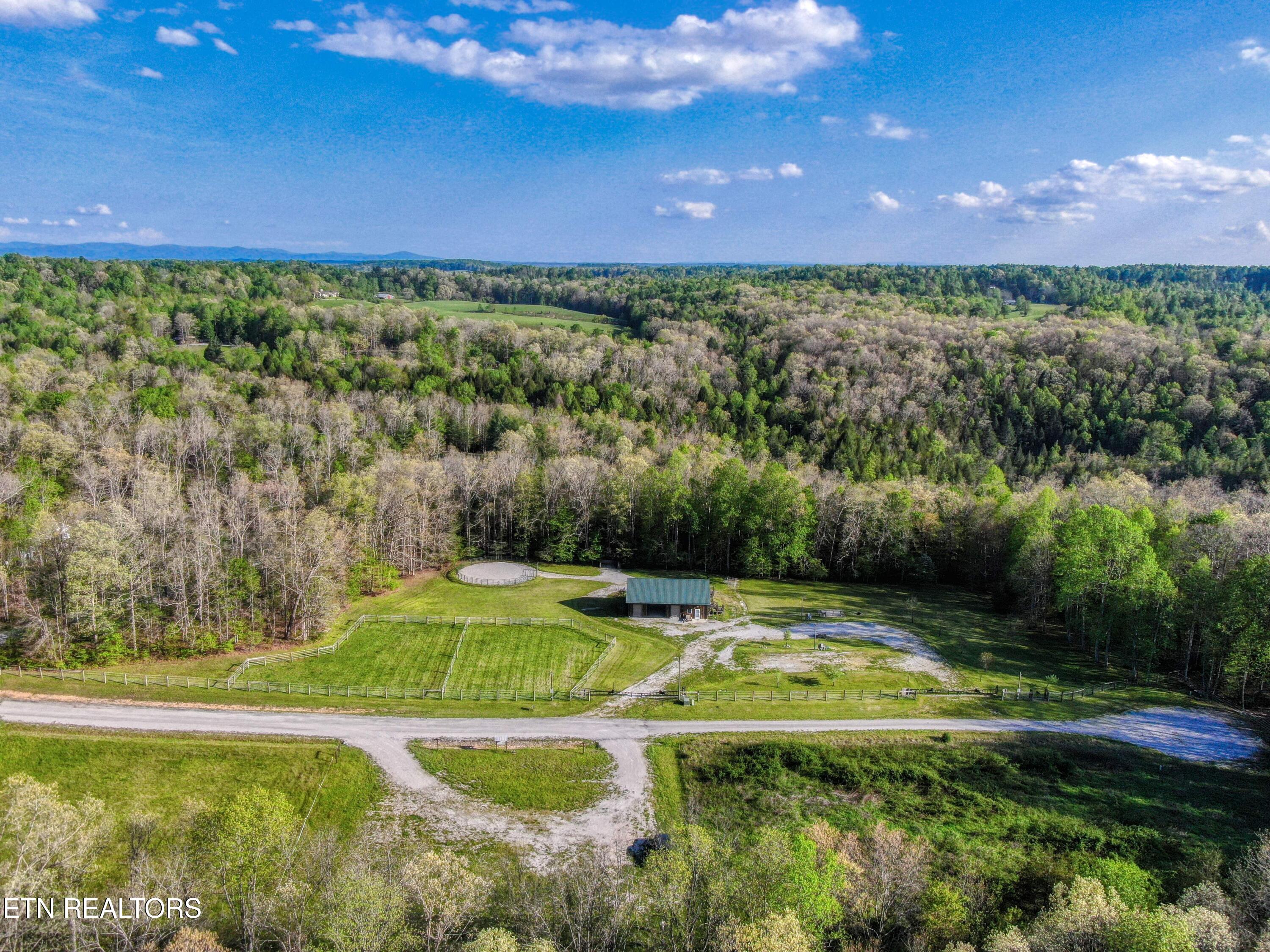145 Horse Haven Rd