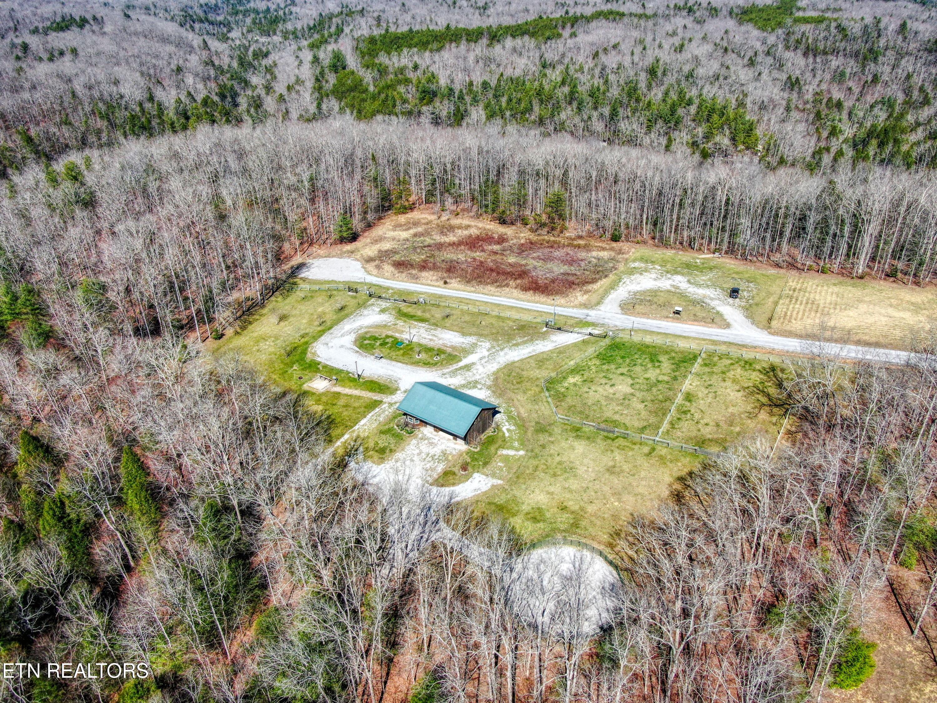 145 Horse Haven Rd