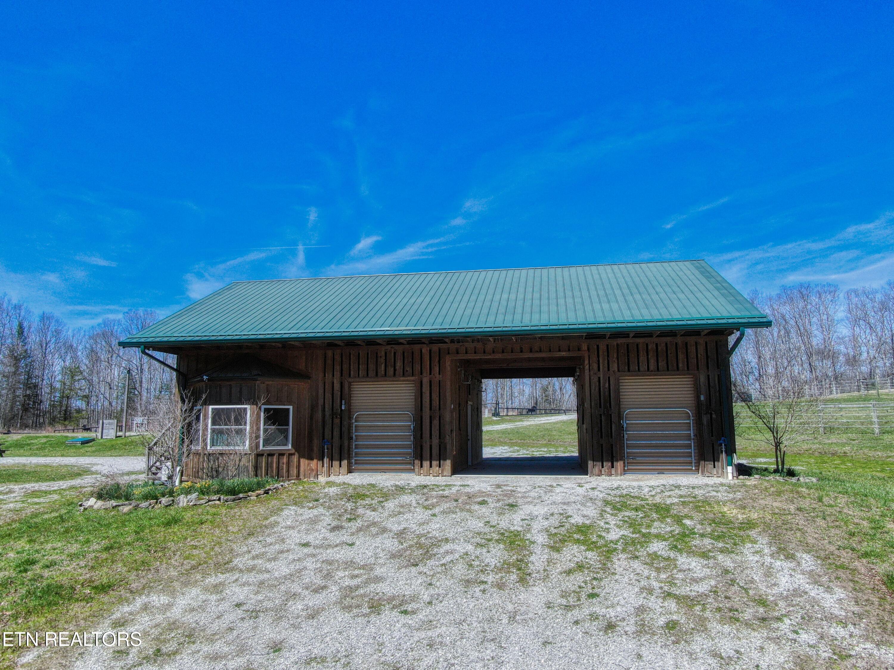 145 Horse Haven Rd