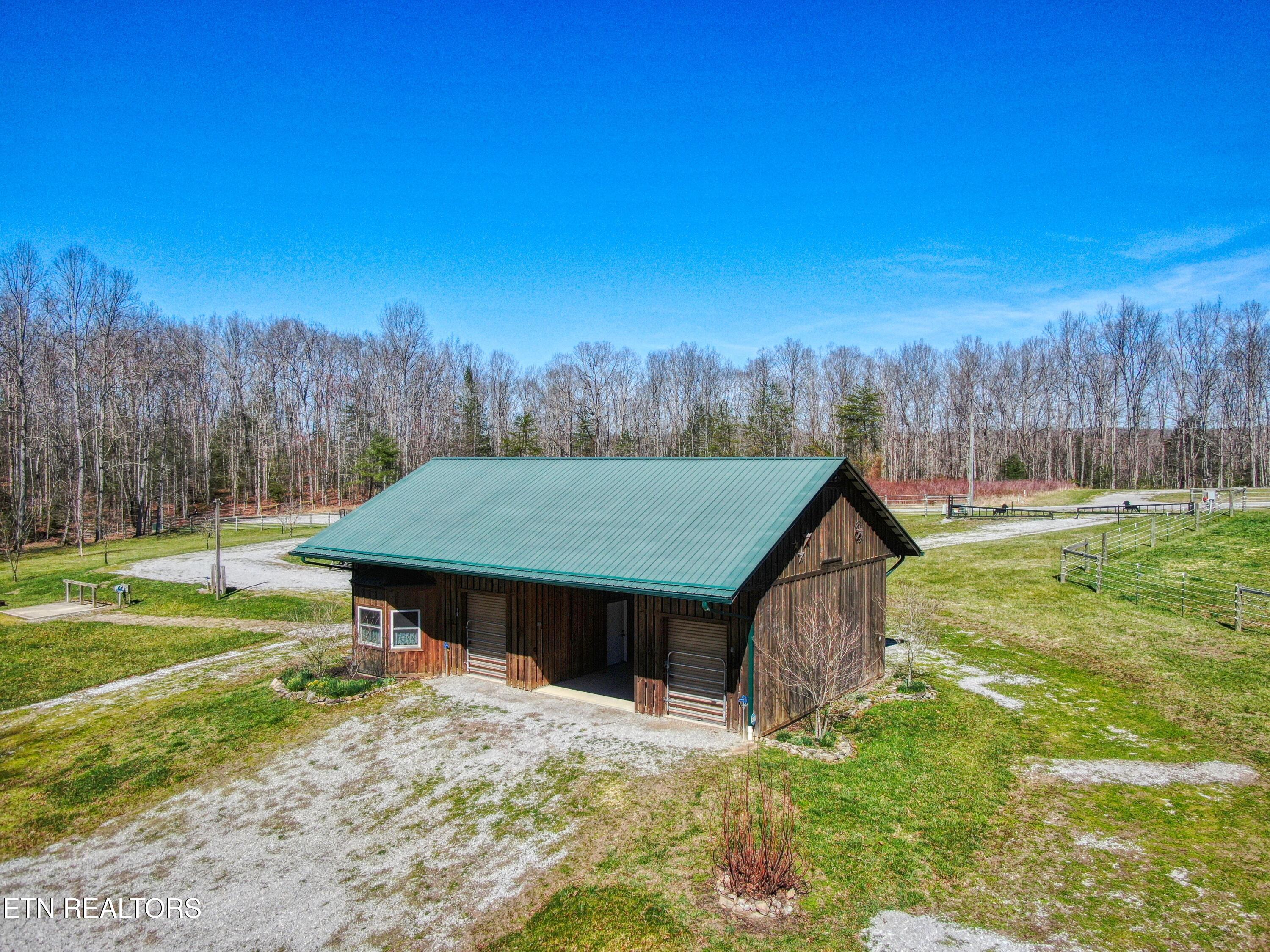 145 Horse Haven Rd