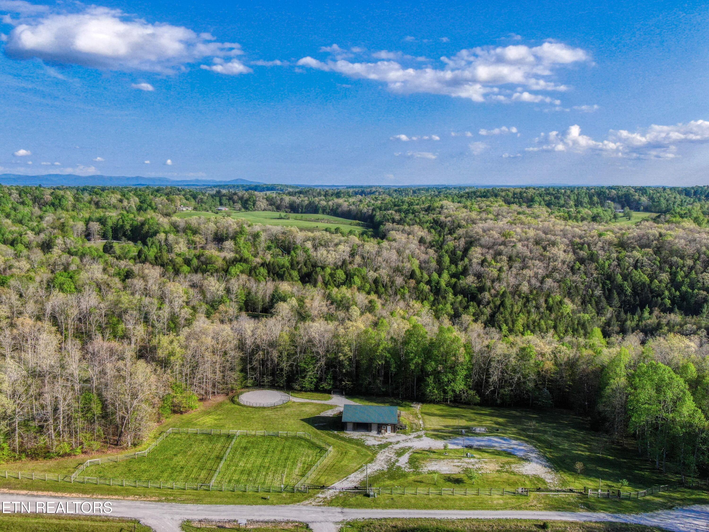 145 Horse Haven Rd