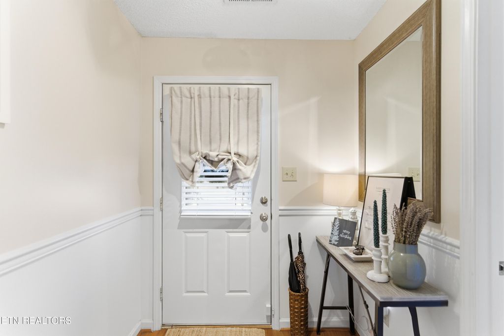 Photo of 8009 Chambord Way, Powell, TN 37849 (MLS # 1324359)