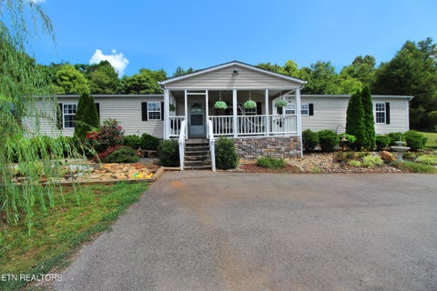 Photo of 9115 Buttermilk Rd, Lenoir City, TN 37771 (MLS # 1359576)