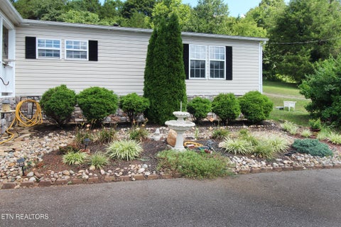 Tiny photo for 9115 Buttermilk Rd, Lenoir City, TN 37771 (MLS # 1359576)