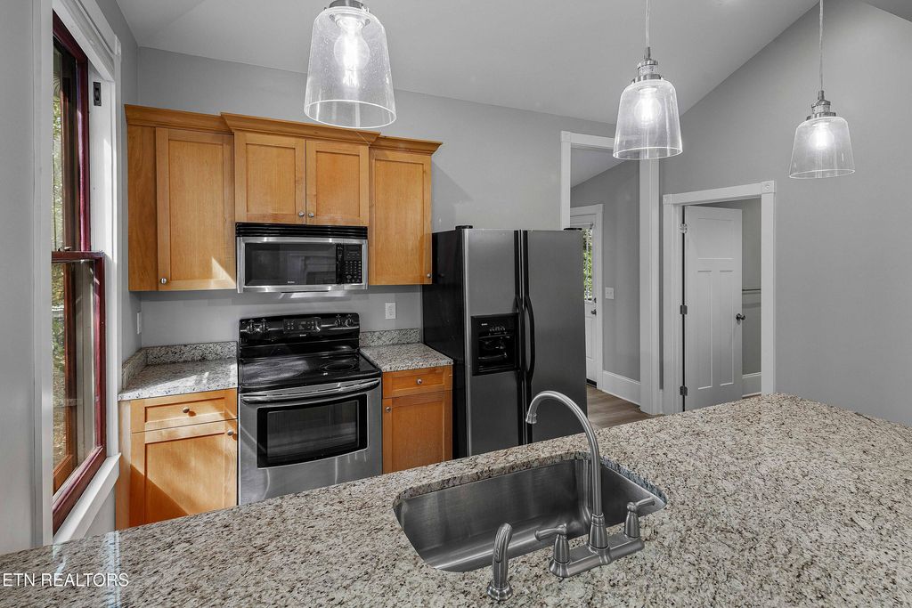 Photo of 1815 Highland Avenue Ave, Knoxville, TN 37916 (MLS # 1318075)