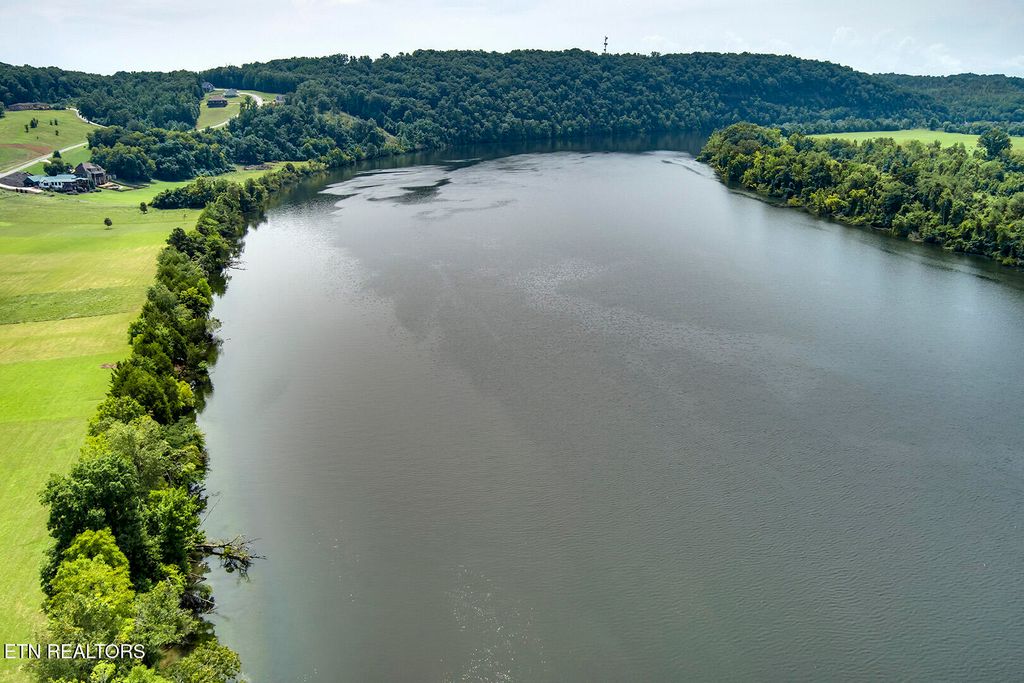 Photo of 1118 Espalier Dr Lot 58, Decatur, TN 37322 (MLS # 1287439)
