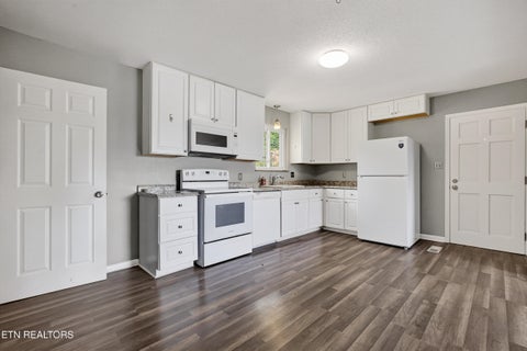 Tiny photo for 5411 Parkridge Drive, Knoxville, TN 37924 (MLS # 1355431)