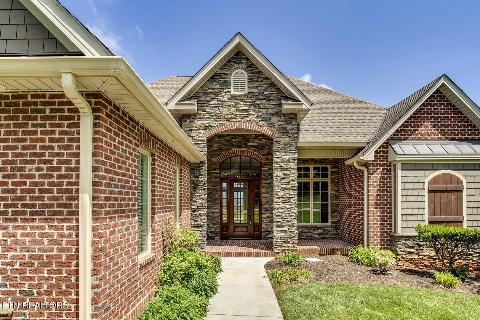 124 Eagle Circle