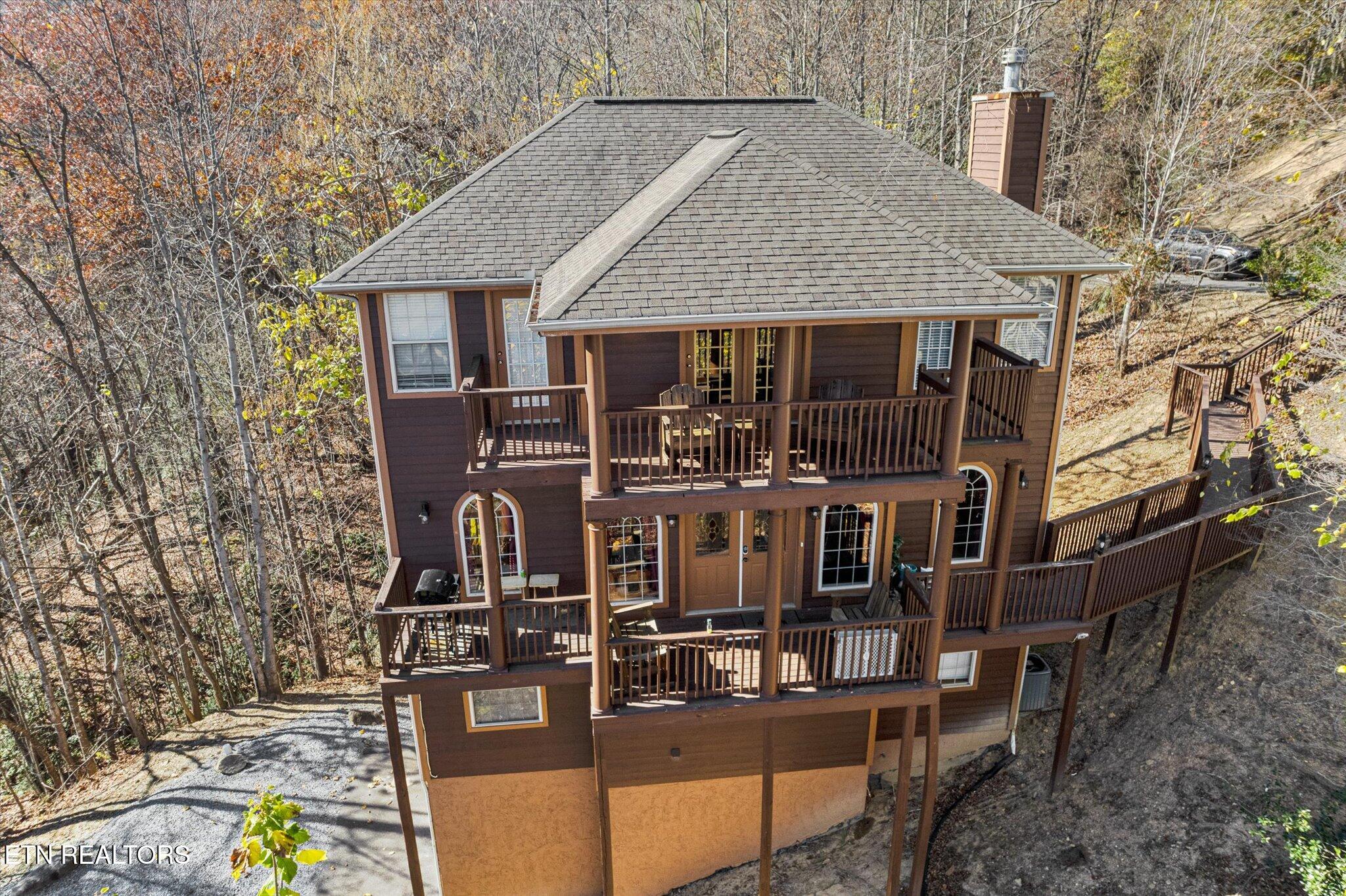 Photo 1 of 47 — 909 Black Wolf Way, Gatlinburg, TN 37738