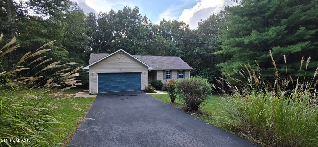 Photo of 51 Crossbow Circle, Crossville, TN 38555 (MLS # 1355364)
