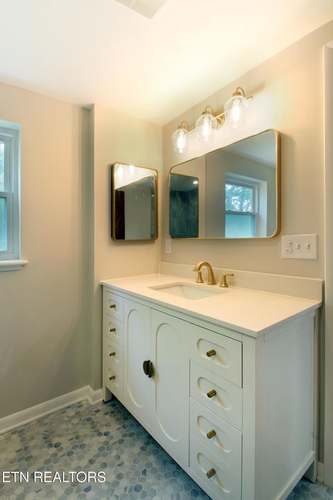 Tiny photo for 7604 SW Kingsbury Drive, Knoxville, TN 37919 (MLS # 1348119)