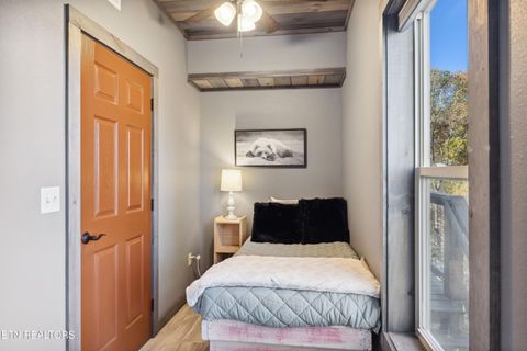 Tiny photo for 764 Chestnut Drive, Gatlinburg, TN 37738 (MLS # 1329107)