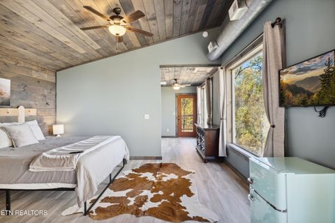 Tiny photo for 764 Chestnut Drive, Gatlinburg, TN 37738 (MLS # 1329107)