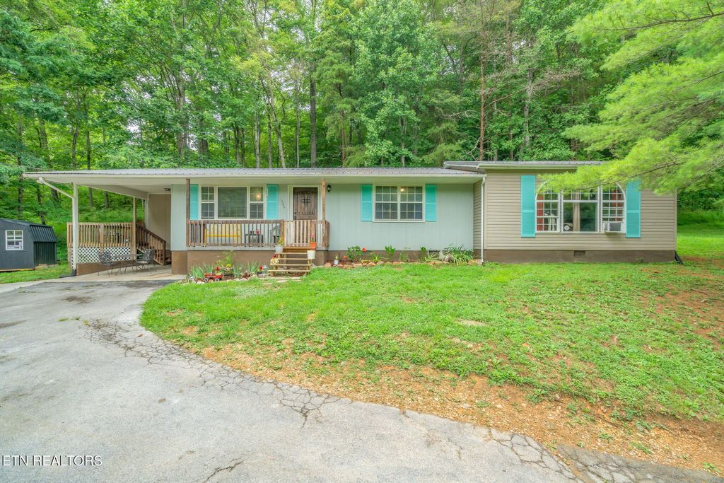 Photo of 1386 Walker Ford Rd, Maynardville, TN 37807 (MLS # 1308302)