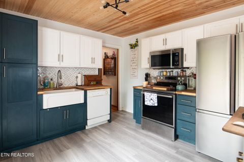 Tiny photo for 708 Tennessee Ave, Athens, TN 37303 (MLS # 1317793)