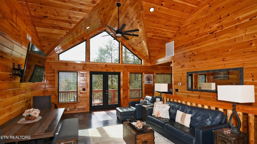 Photo of 1616 Misty Hollow Way, Gatlinburg, TN 37738 (MLS # 1332297)