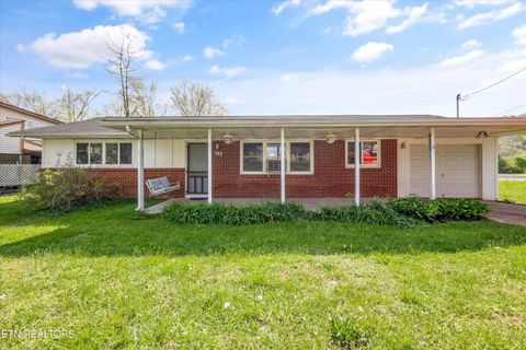 Photo of 107 Beverly Circle, Oak Ridge, TN 37830 (MLS # 1335650)