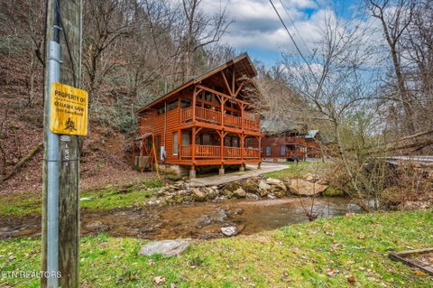 Tiny photo for 331 Caney Creek Rd, Pigeon Forge, TN 37863 (MLS # 1359369)