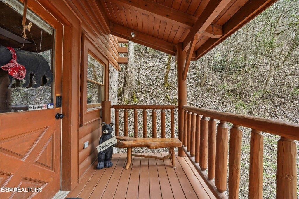 Photo of 331 Caney Creek Rd, Pigeon Forge, TN 37863 (MLS # 1359369)