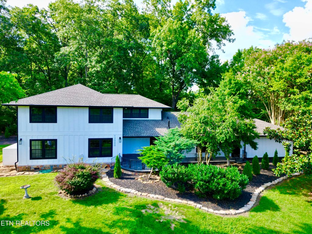 Photo of 12000 S Fox Den Drive, Knoxville, TN 37934 (MLS # 1284051)