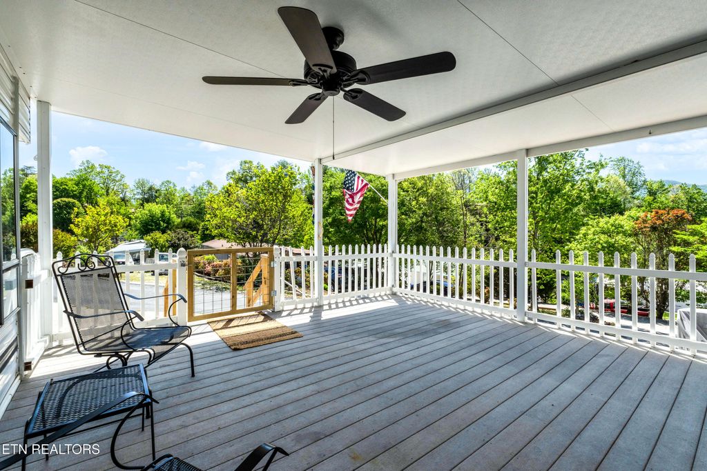 Photo of 619 Whistling Swan St, Townsend, TN 37882 (MLS # 1337981)