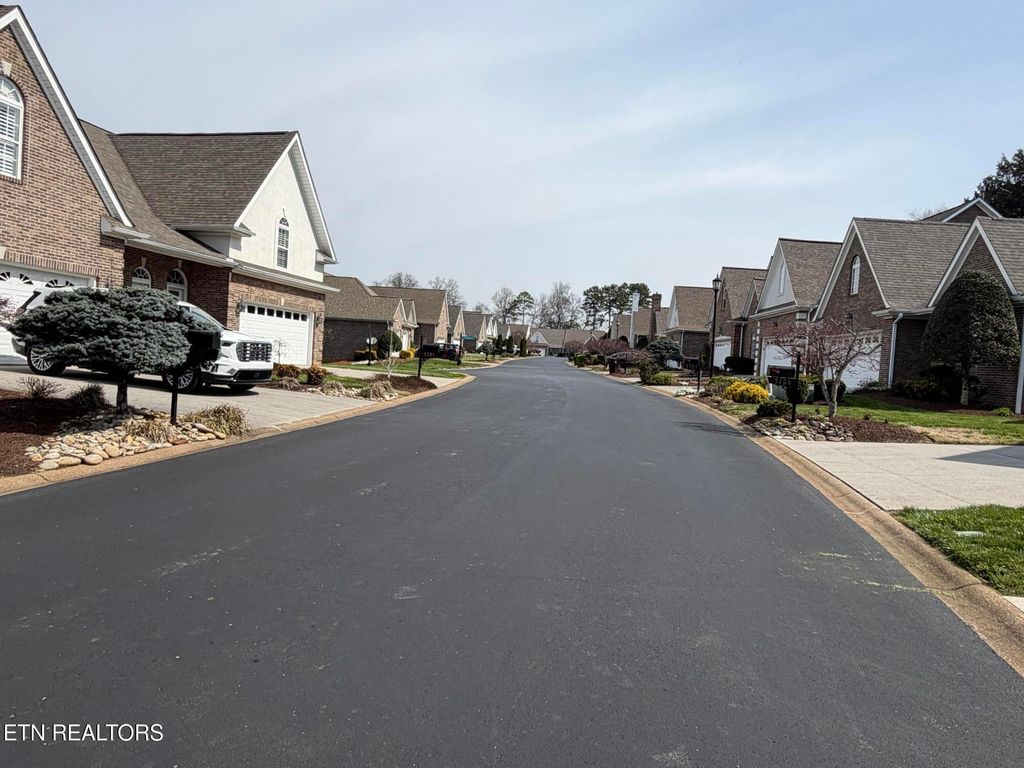 Photo of 5312 Tazewell Pointe Way, Knoxville, TN 37918 (MLS # 1333659)