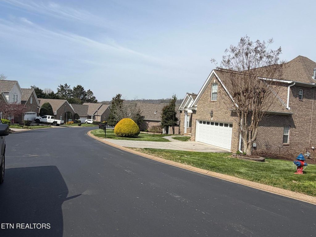 Photo of 5312 Tazewell Pointe Way, Knoxville, TN 37918 (MLS # 1333659)