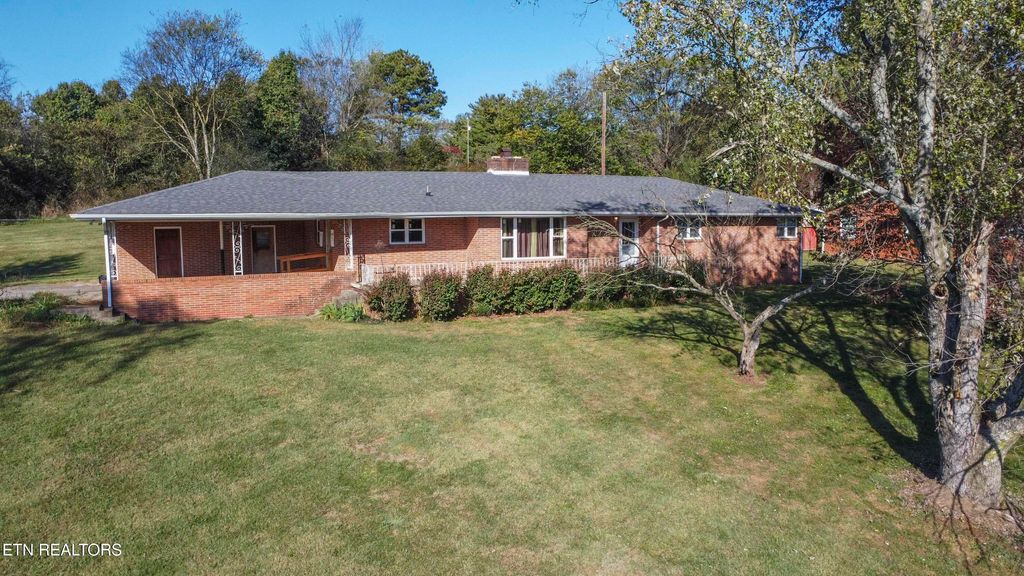Photo of 639 Mccrary St, Philadelphia, TN 37846 (MLS # 1319809)