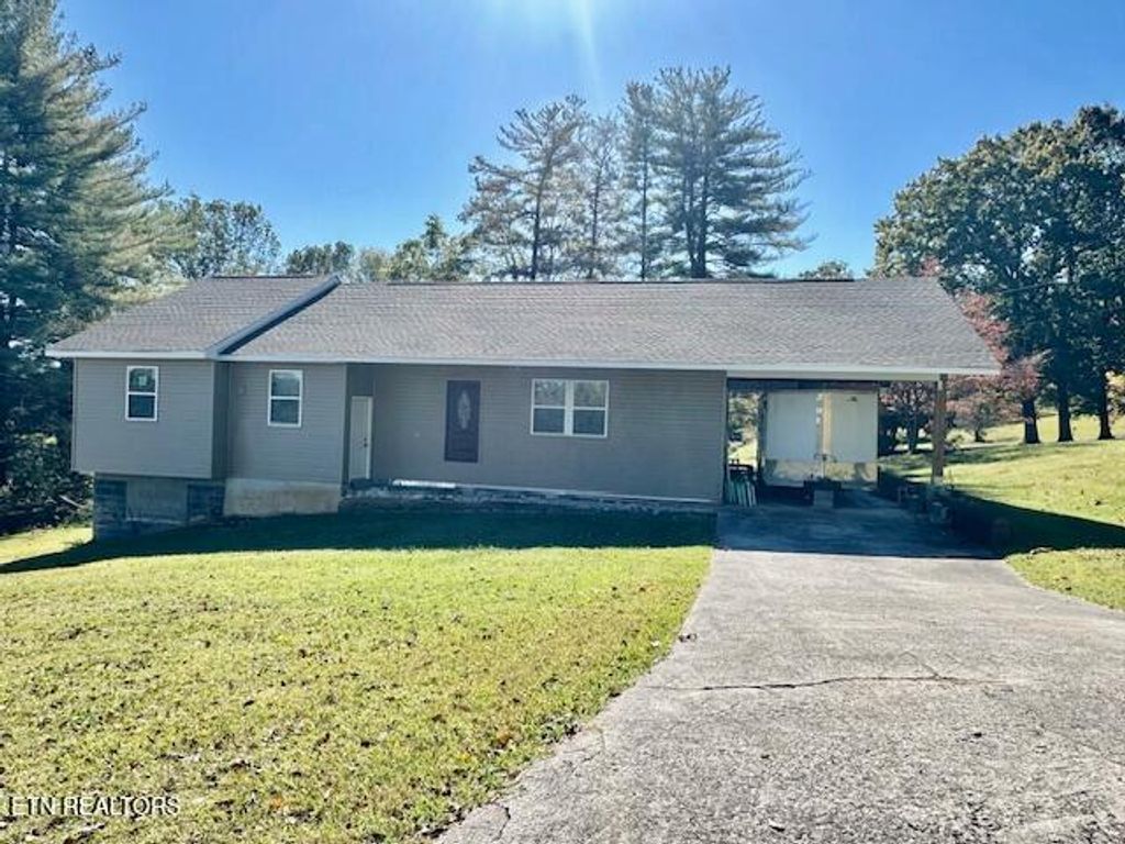 Photo of 181 Gloria Drive, Tazewell, TN 37879 (MLS # 1319443)