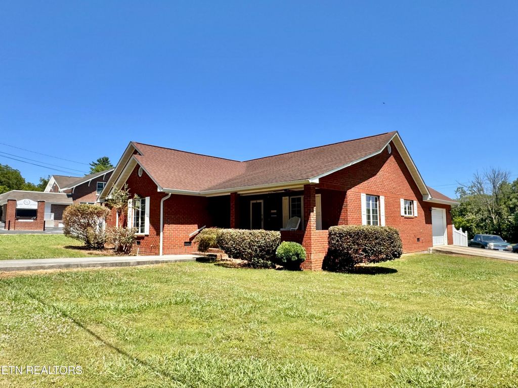 Photo of 1662 Market St, Dayton, TN 37321 (MLS # 1301321)